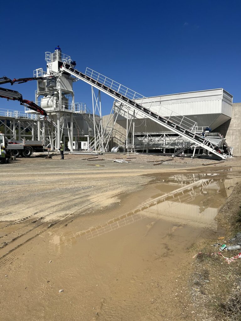 om-aleurada-dam-concrete-plant-04 Aleurada Dam Concrete Plant, project view 4